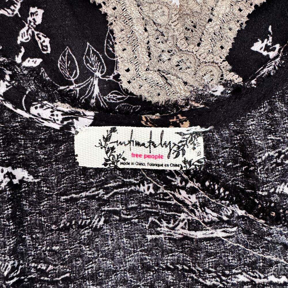 Free People Women's Dress Size XS | Flowy skater dress black lace floral - Picture 7 of 7